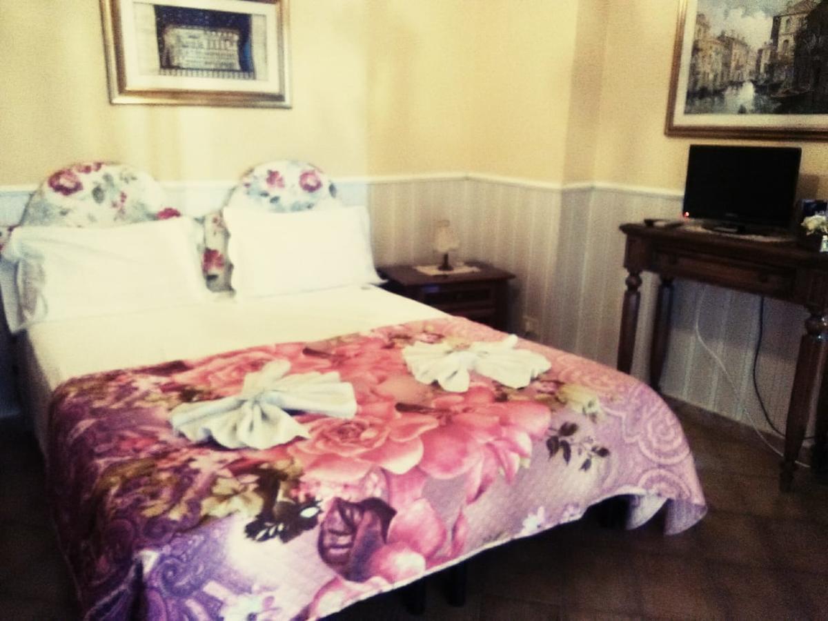 Hotel Hillary House Fiumicino Zewnętrze zdjęcie